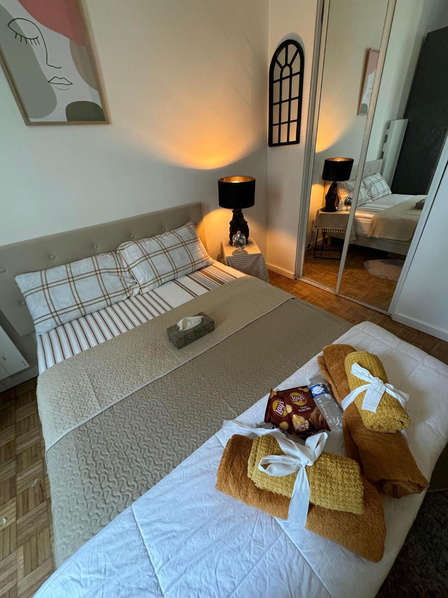 Near Castle Of Versailles Cozy Room With Breakfast And Parking Eksteriør bilde